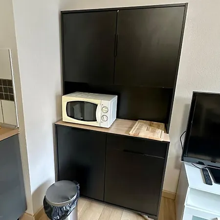 Studio Avec Parking Prive Au Coeur De 4 *
